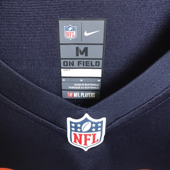 Nike - Picture 4 of 16